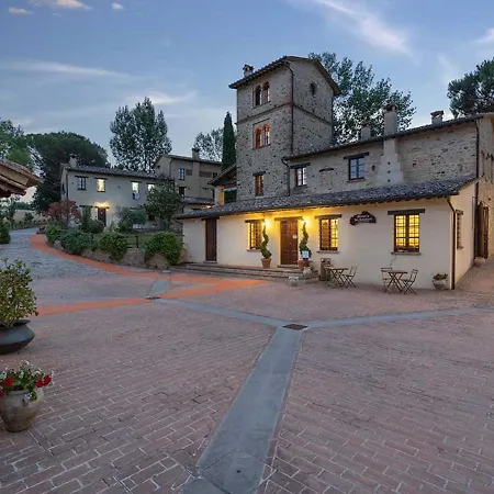 Charming In Montone With Garden 公寓 *